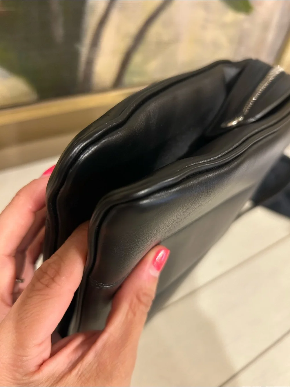 Gucci Petite GG Small Tote w/ Chain - Picture 7 of 15